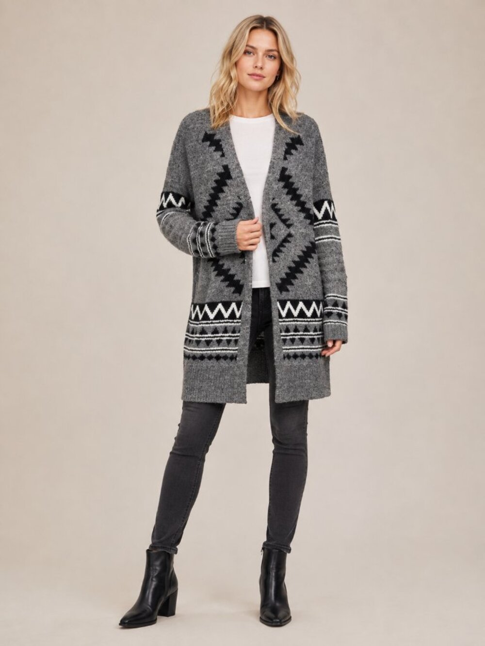 TAHARI Aztec Tribal Knit Open Longline Cardigan Gray Black White Medium #A4307